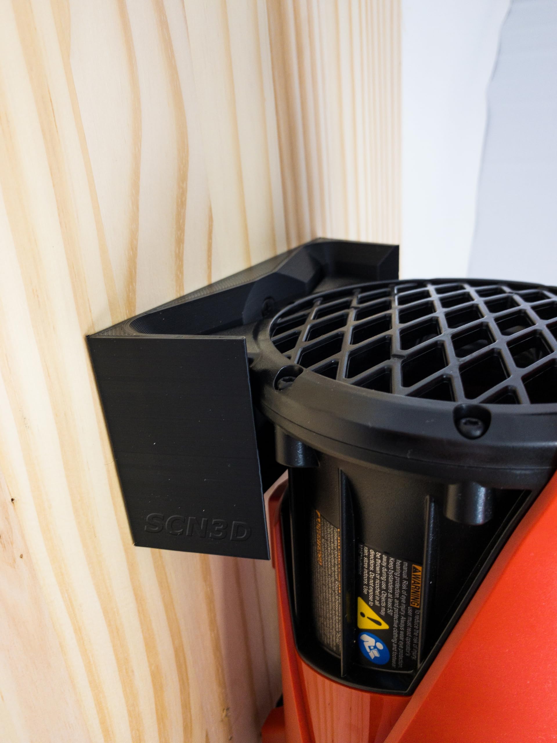 SCN3D screws included for easy, tool-free mounting.