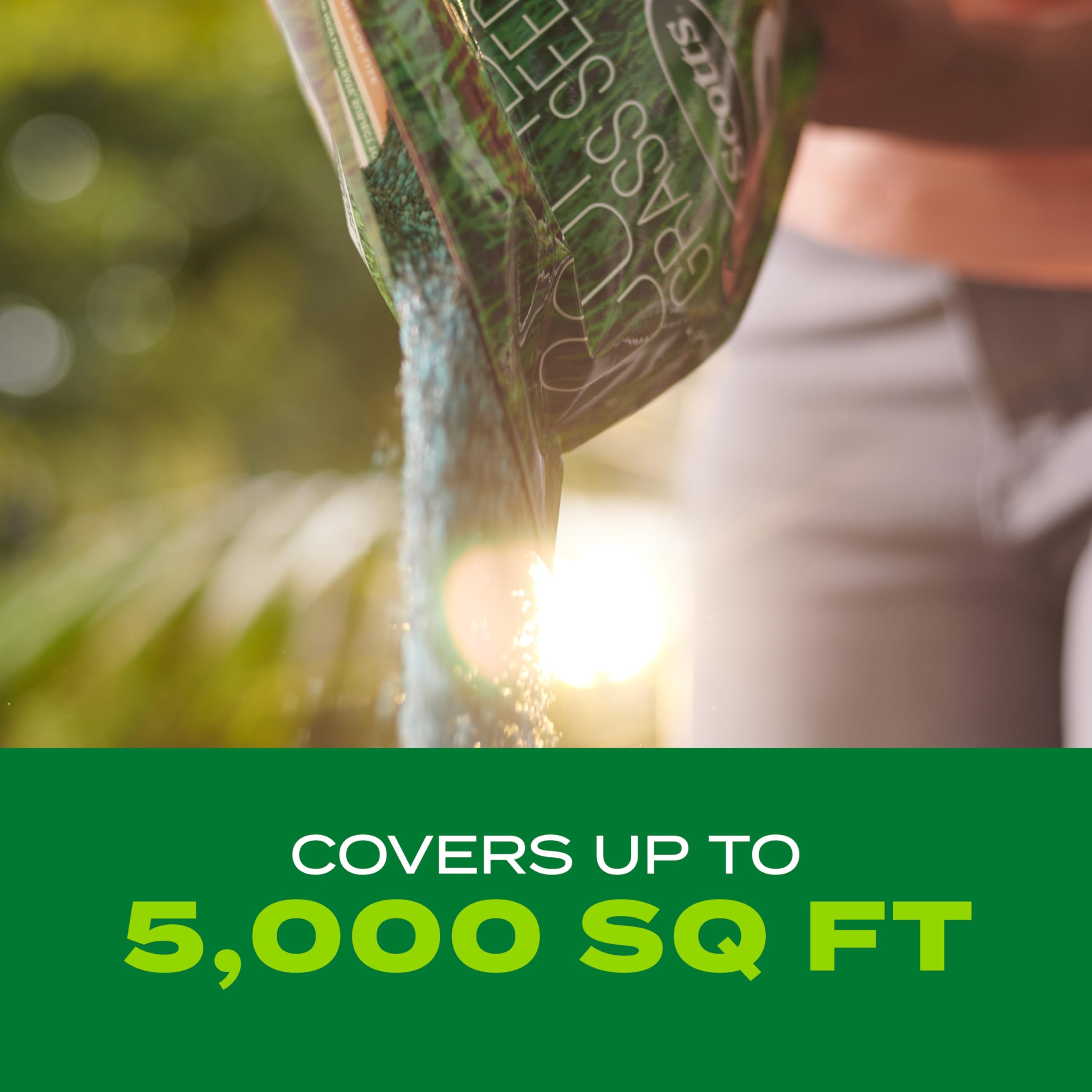 Scotts Turf Builder Rapid Grass Sun and Shade Mix promoting a lush, green lawn.