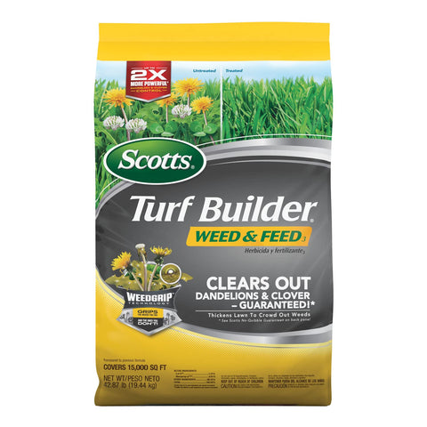 Scotts Turf Builder Weed & Feed3 bottle pour demonstrates easy weed control application