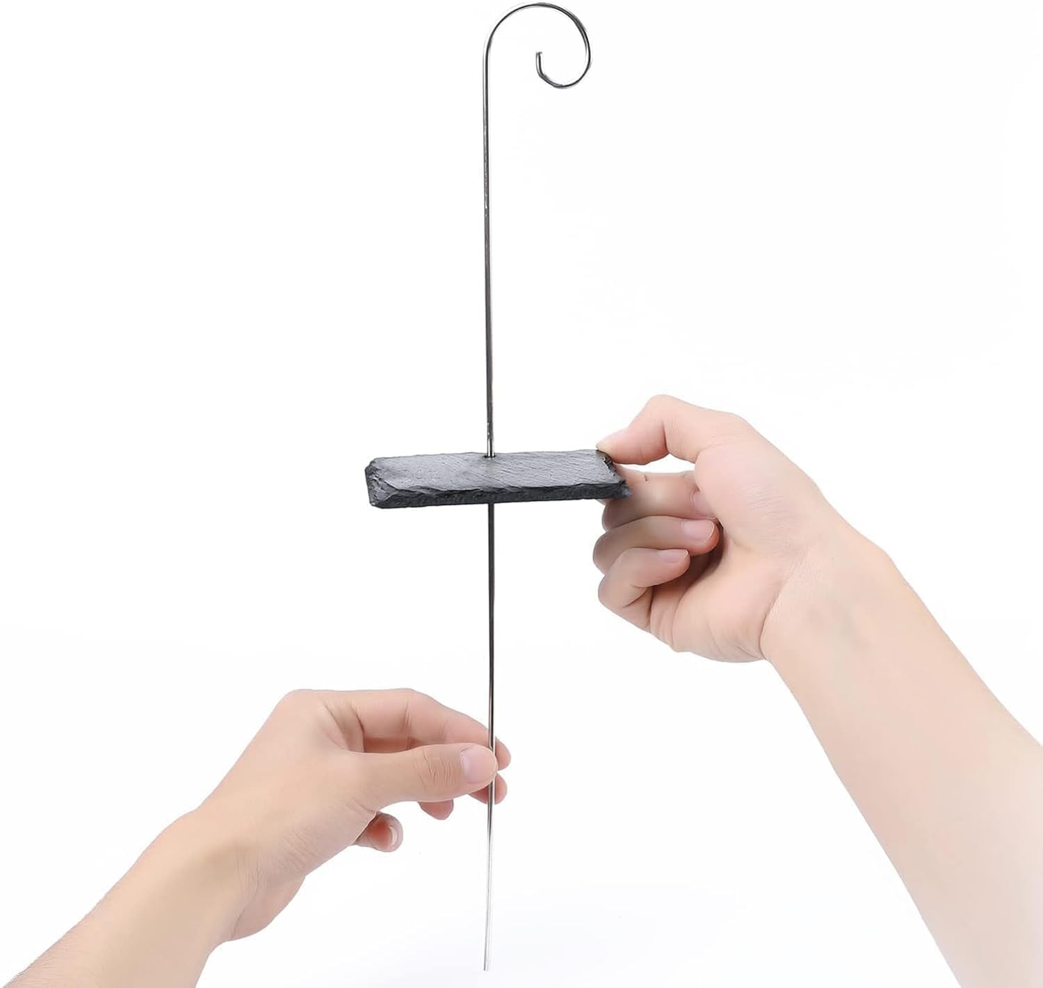 Seadiquiet deformed hook design grips diverse plant signs securely.