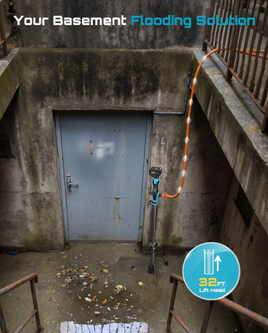 Seesii pool maintenance drains a cover or puddle.