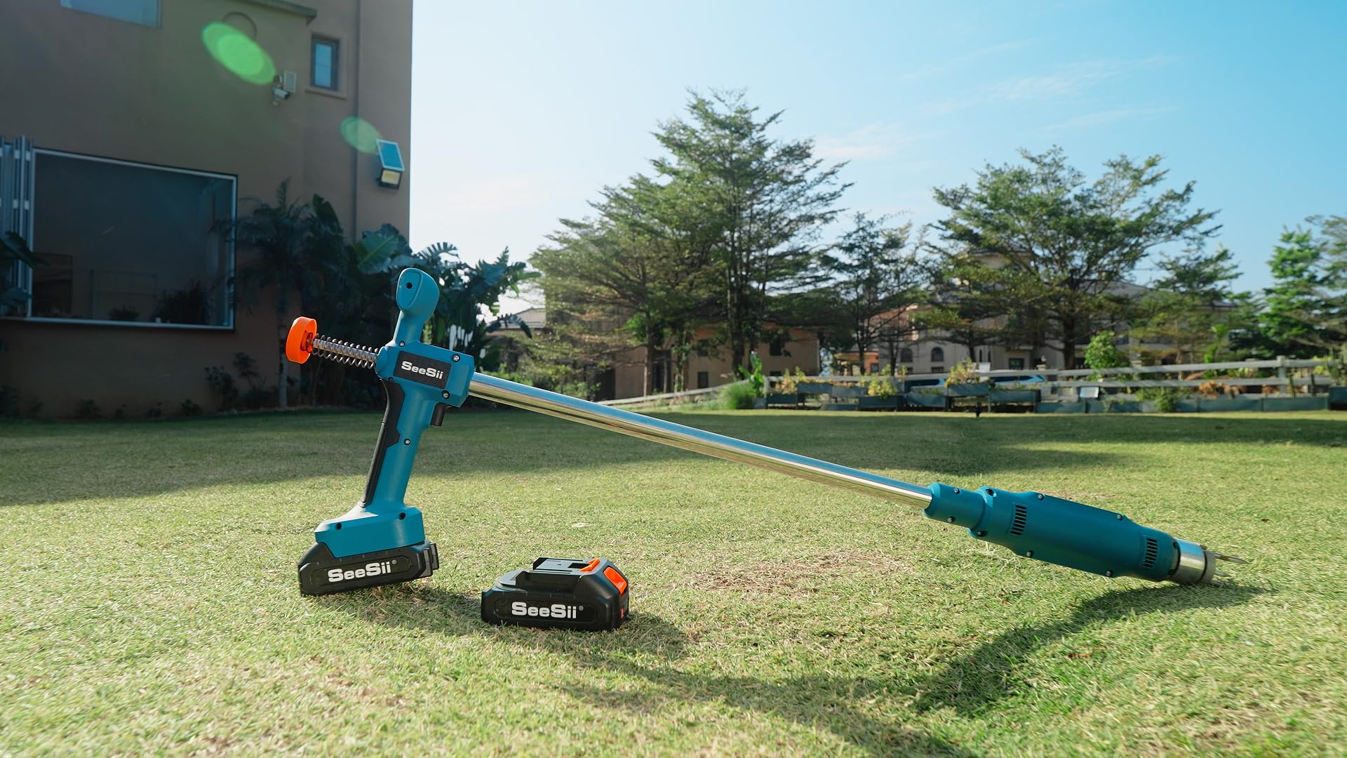 Seesii weed puller cleans beds with minimal effort.