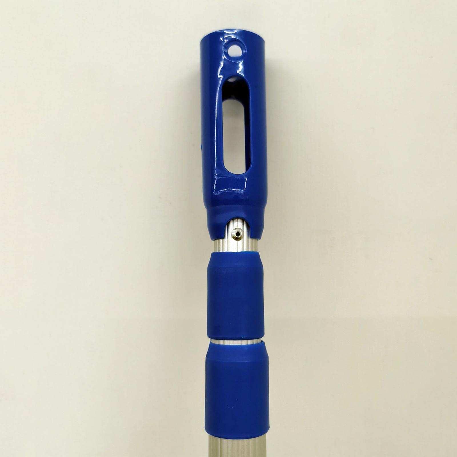 Segolike easy installation on pool nets for streamlined cleanup