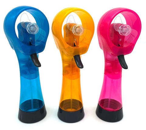 SEITG portable misting fan in sky blue with carabiner for hands-free cooling.