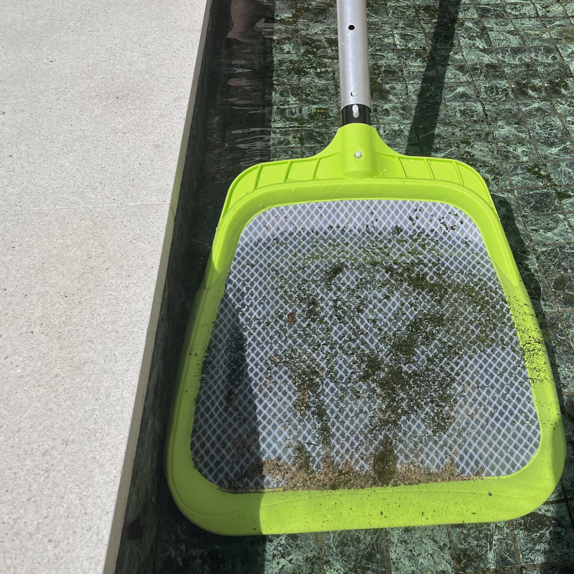 Sepetrel skimmer net enhances spa, pond, and pool cleaning routines.