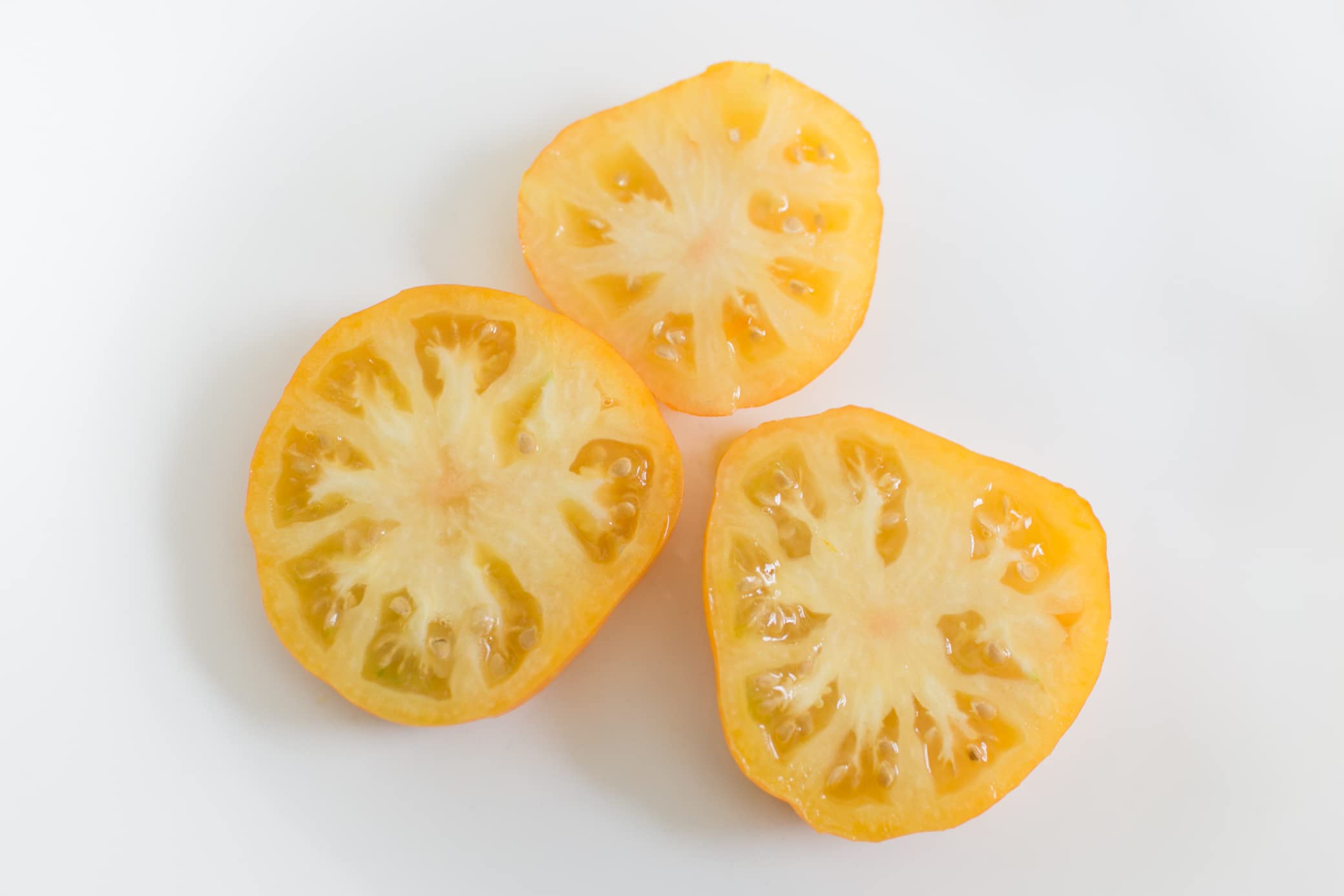 Sereniseed Rosso Sicilian tomato seeds delivering juicy, aromatic tomatoes for eating and sauces.