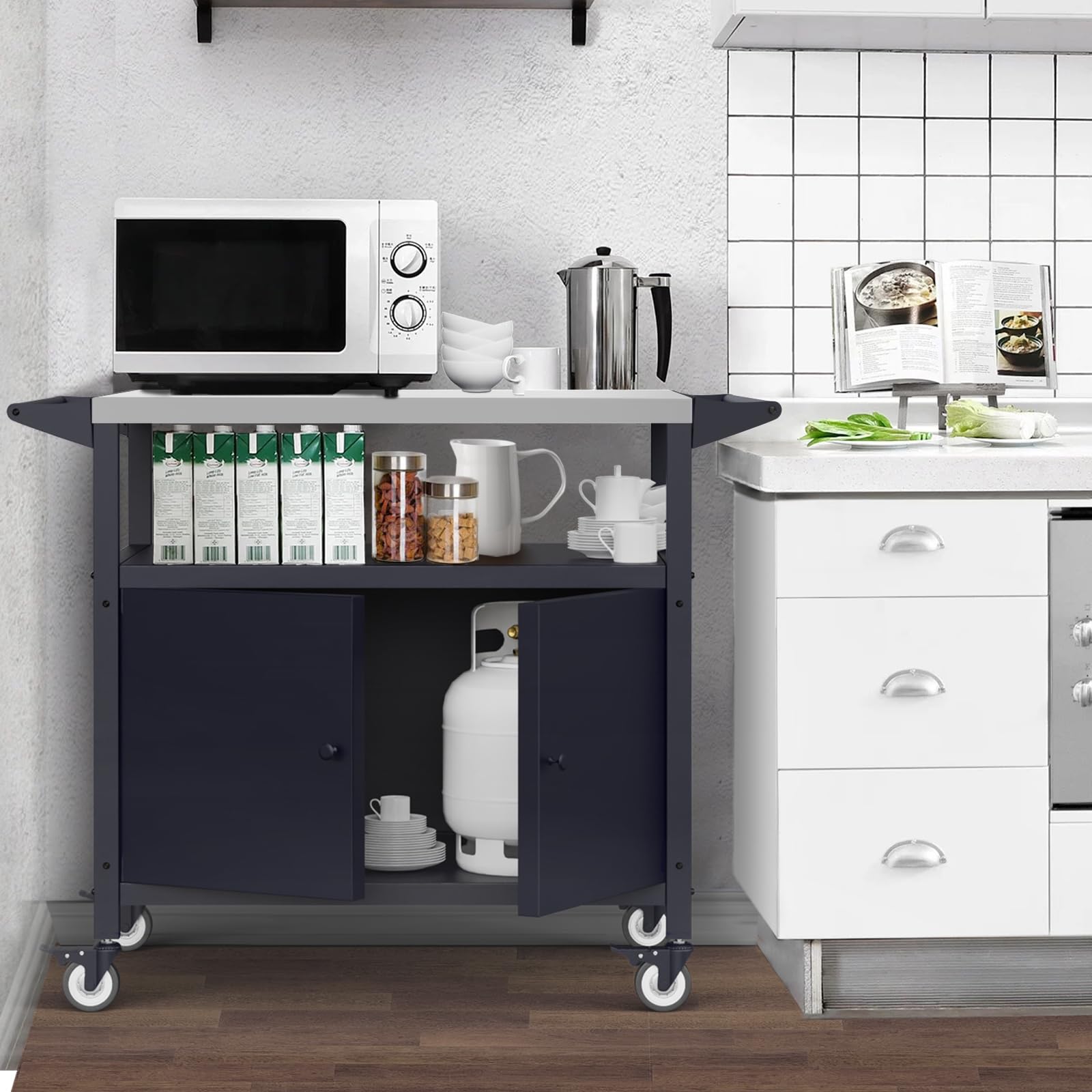 SEUNSHANY grill table with hooks keeps utensils within reach during cooking.