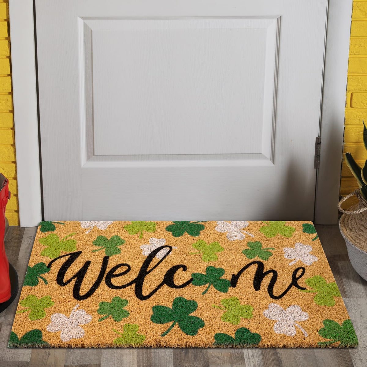 Shemilly St Patrick's Day doormat with green shamrock pattern welcoming entrances and dirt scraping.