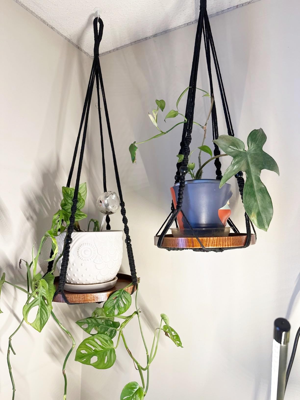 Shineloha natural wood shelves measure 12 inches and 9.8 inches for versatile arrangements.