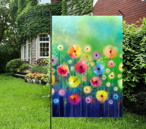 ShineSnow patio lawn flag green floral design brings seasonal charm to entryways