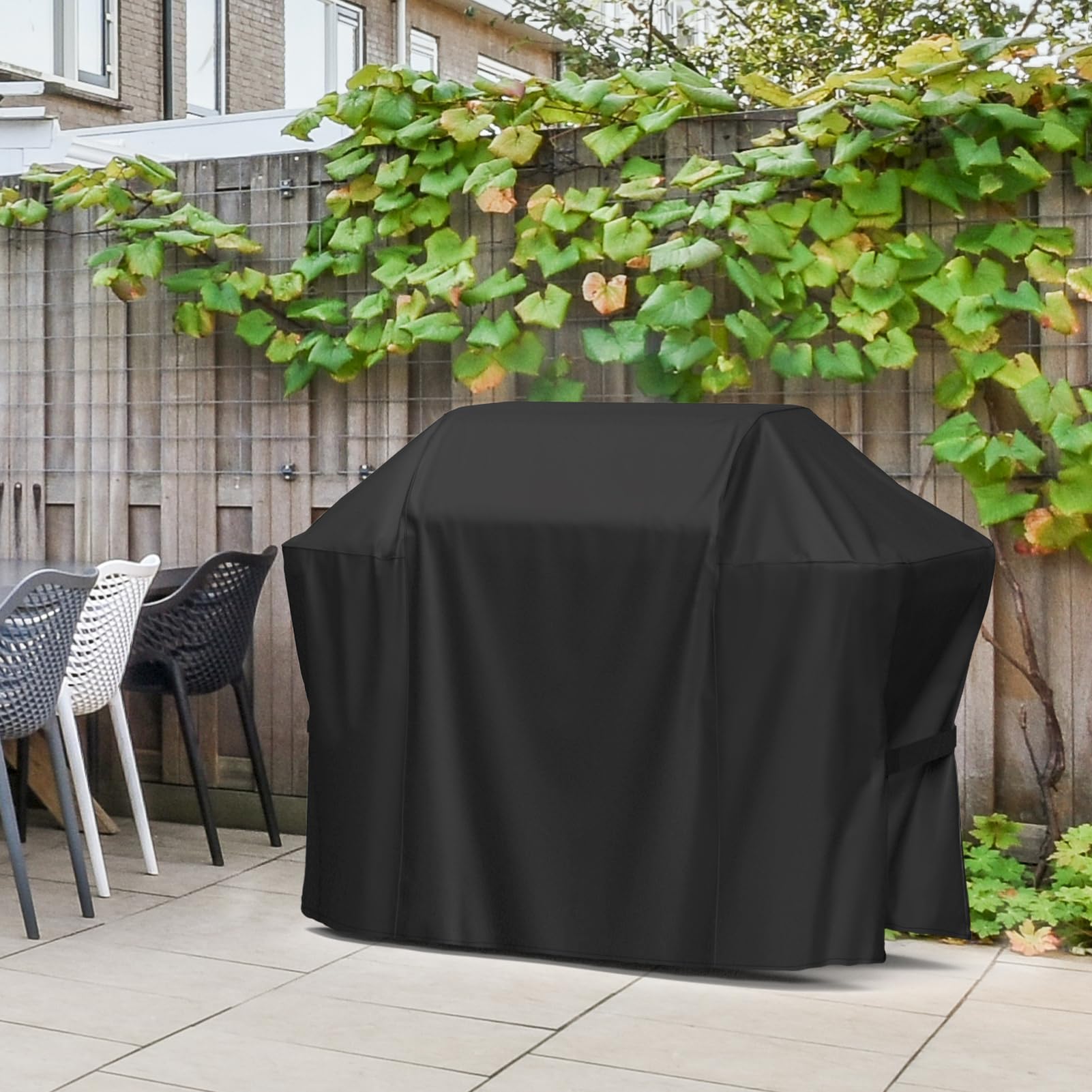 SHINESTAR 3-layer PU coating protects against stains and water for a cleaner grill area.
