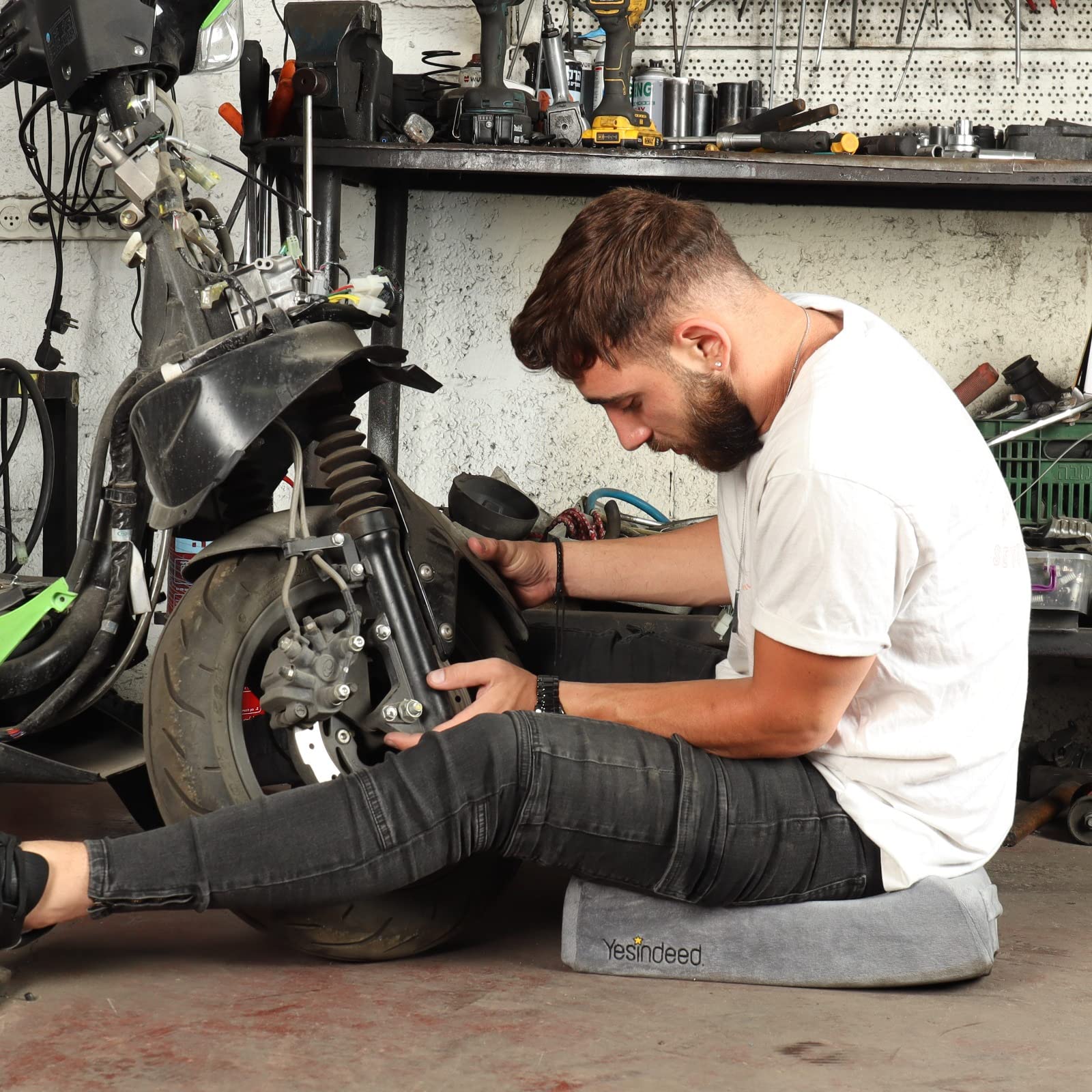 SHINY-V kneeling pad used for gardening provides comfortable kneeling on soil.