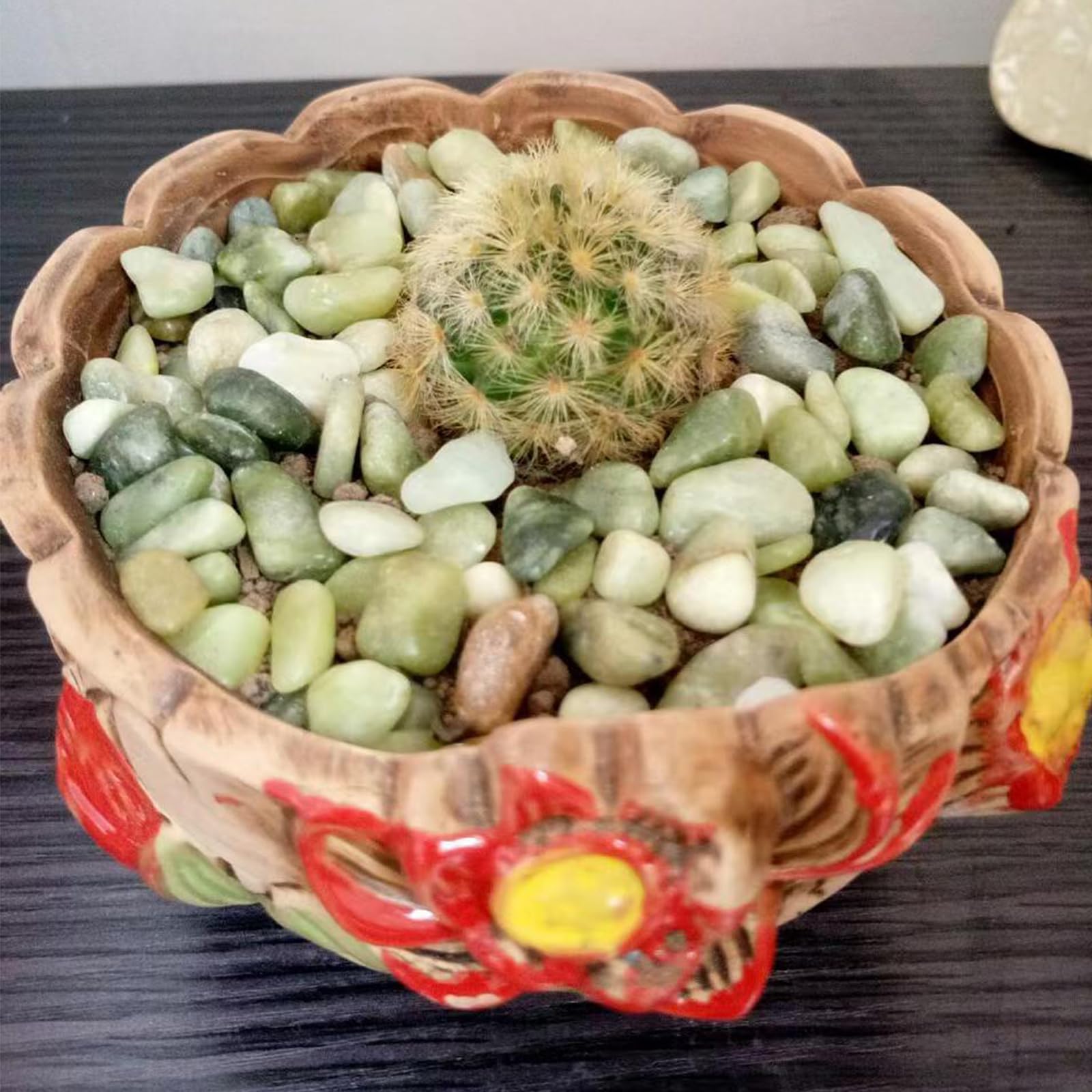 SHIZWU jade pebbles on top of a potted plant for stabilization
