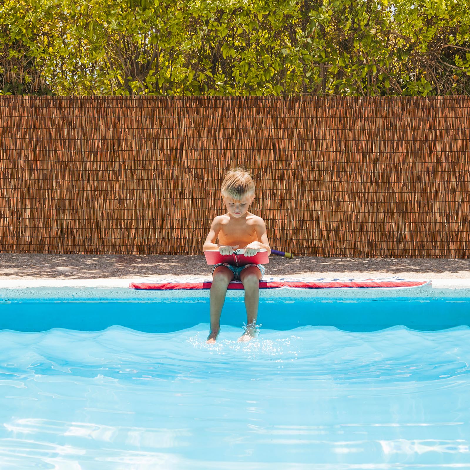 SHYDZYYC brown reed fence roll—6ft by 16.4ft, ideal for privacy and sun shading