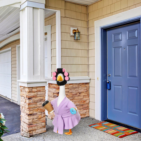 Shyyween Spring Lady Goose Outfit on a 23-inch goose shows fit and style.