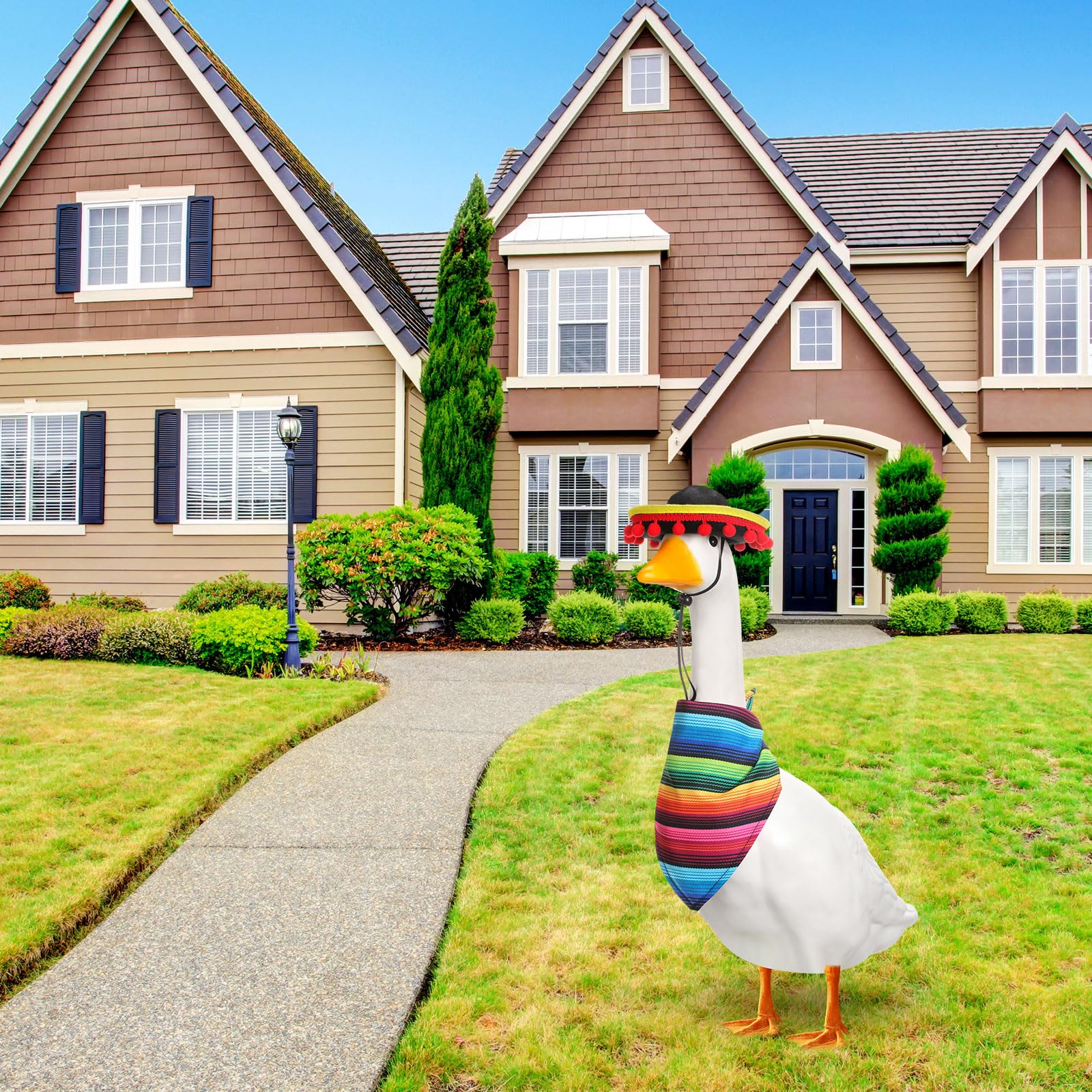Shyyween fits standard lawn geese from 17 to 23 inches.