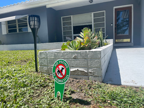 Signs Authority no-poop-dog-sign-yard promotes courteous behavior in shared spaces