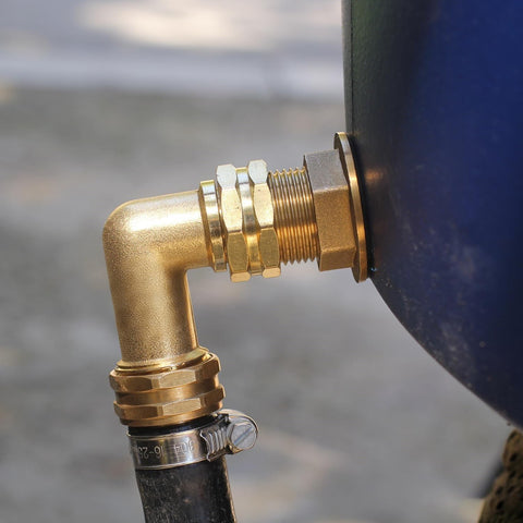 SIGURANTA includes rubber rings and tape for leak-free setup.