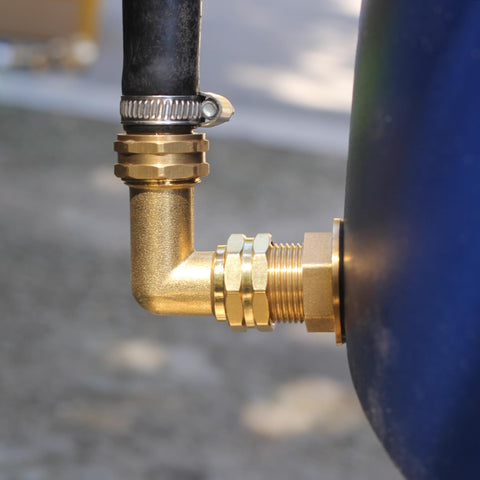 SIGURANTA garden irrigation elbow assembly for tight-space installations.