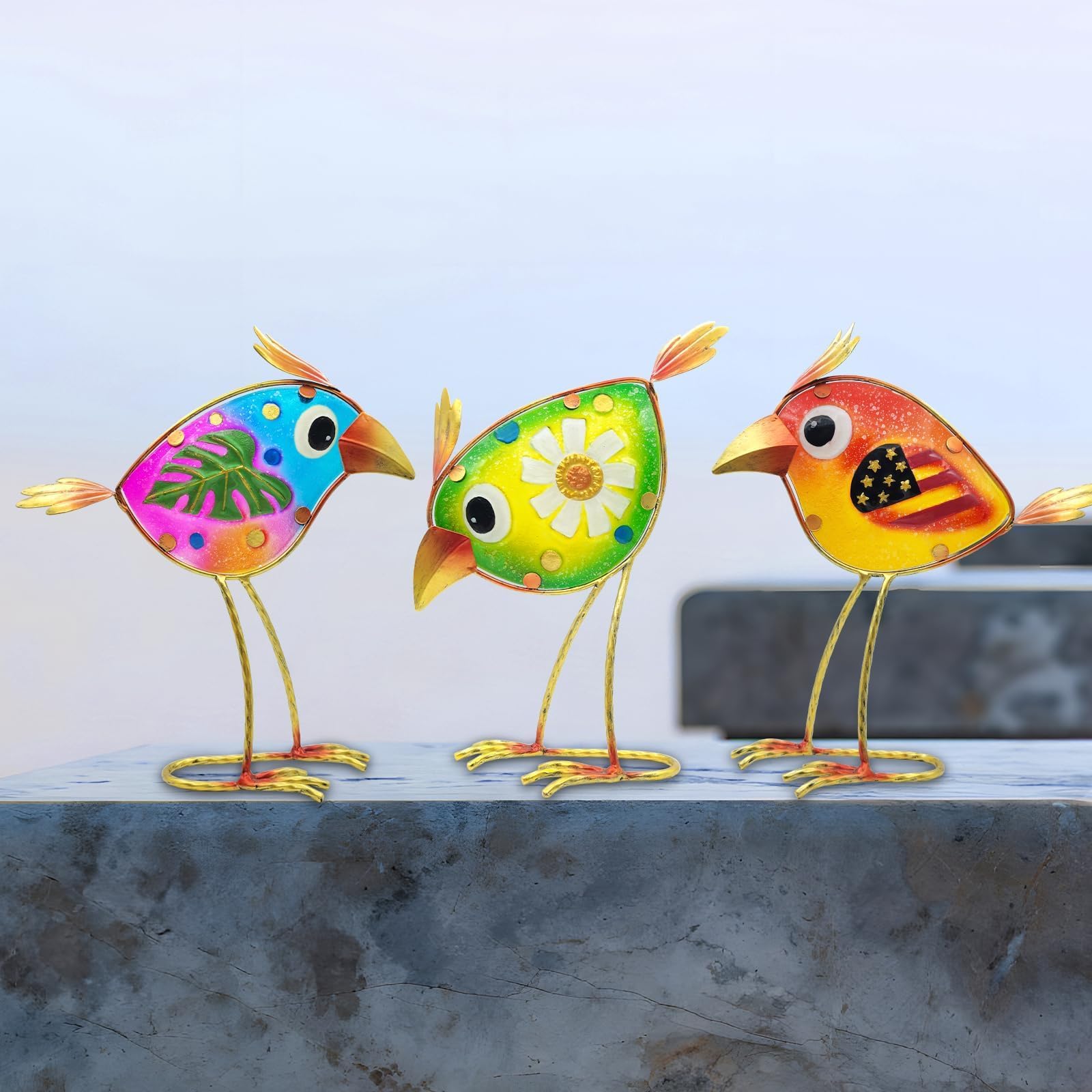 SILERUR three-pack bird yard art with blue, green, and yellow birds adds vibrant focal points.
