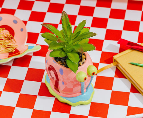 Whimsical SpongeBob Gary planter makes a thoughtful gift for fans.