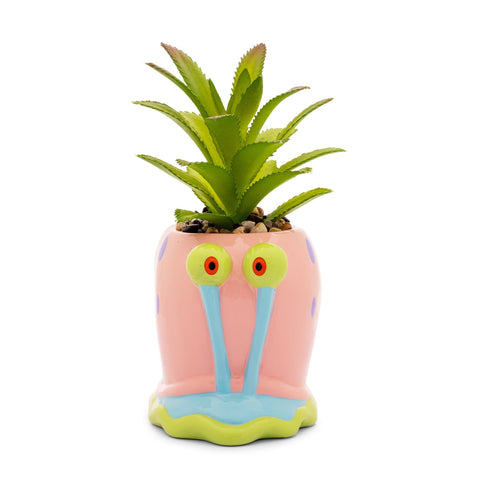 Silver Buffalo Gary eyes detail highlighting SpongeBob charm on shelves.