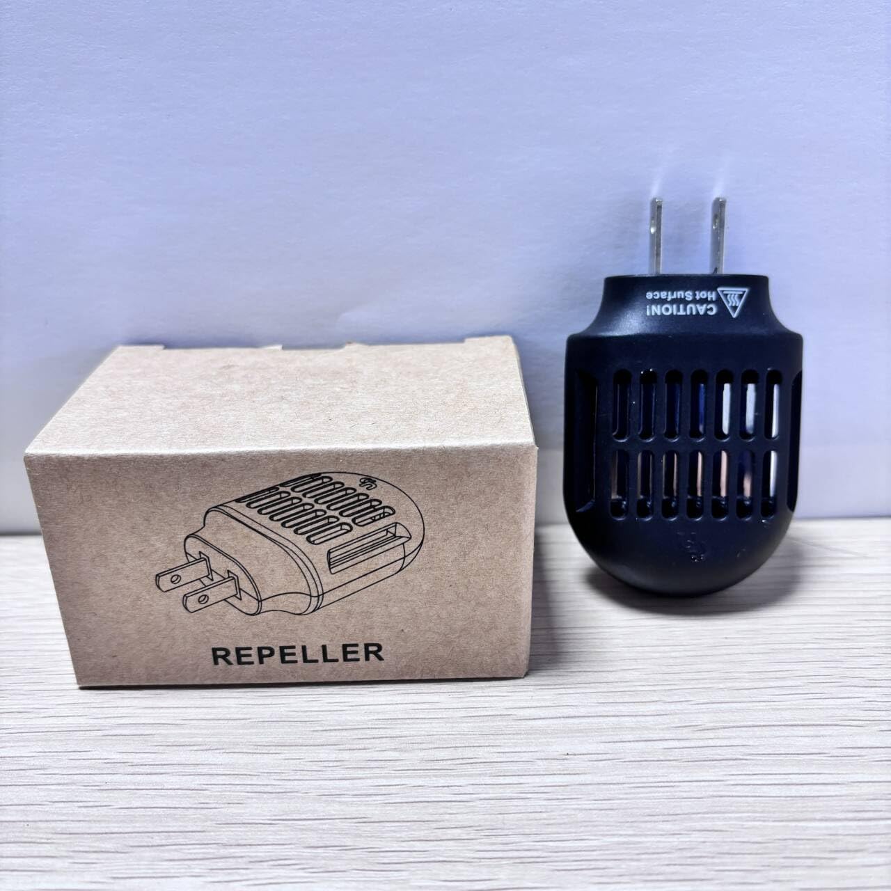 Simashts Mosquito Repeller uses flame-retardant heating for durable operation