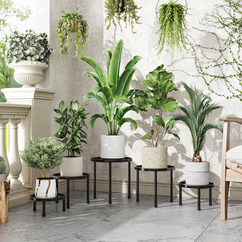 Simple Trending layered stand with varying heights for balanced plant display.