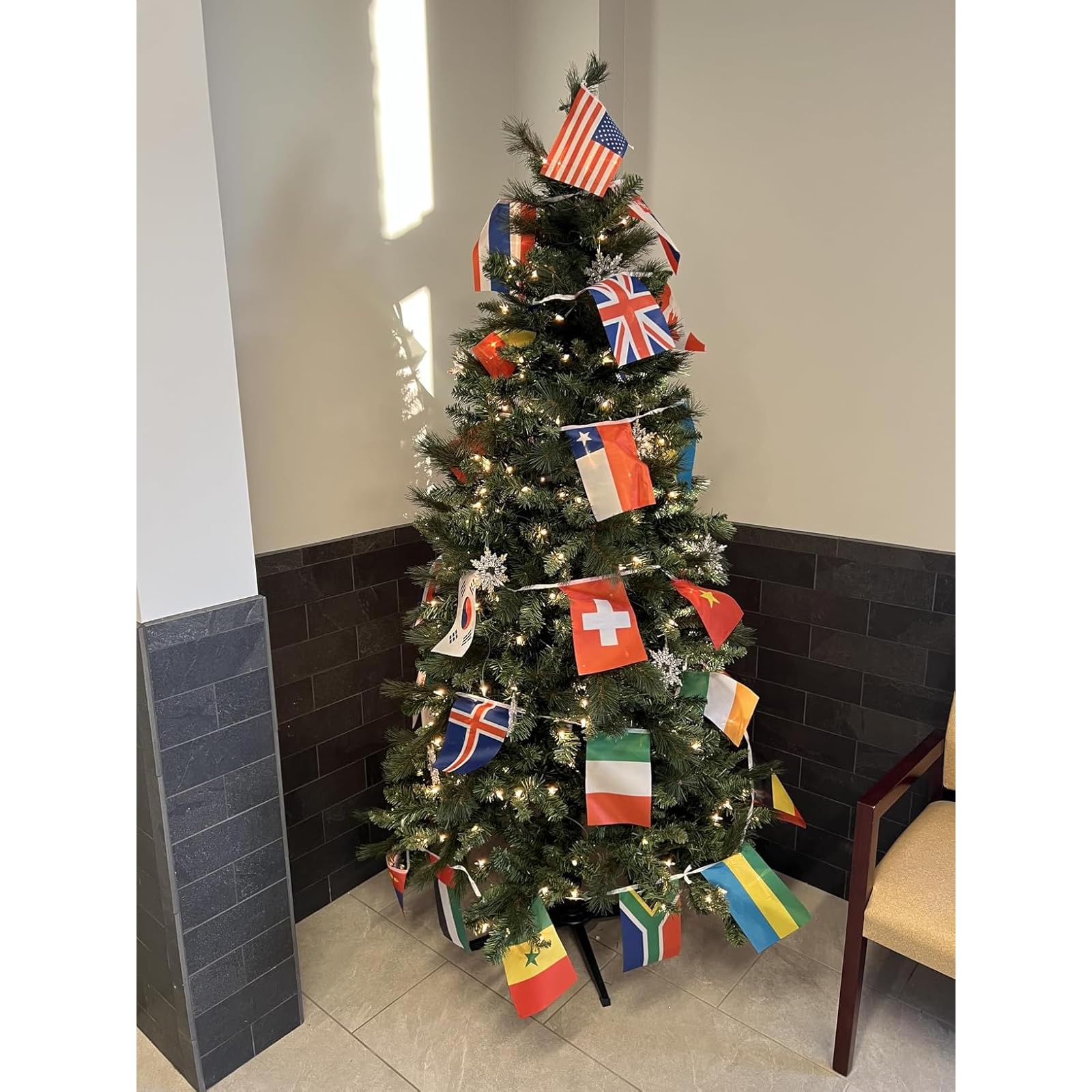 SIMVOTM Multicultural Decor Display brings global unity to events.