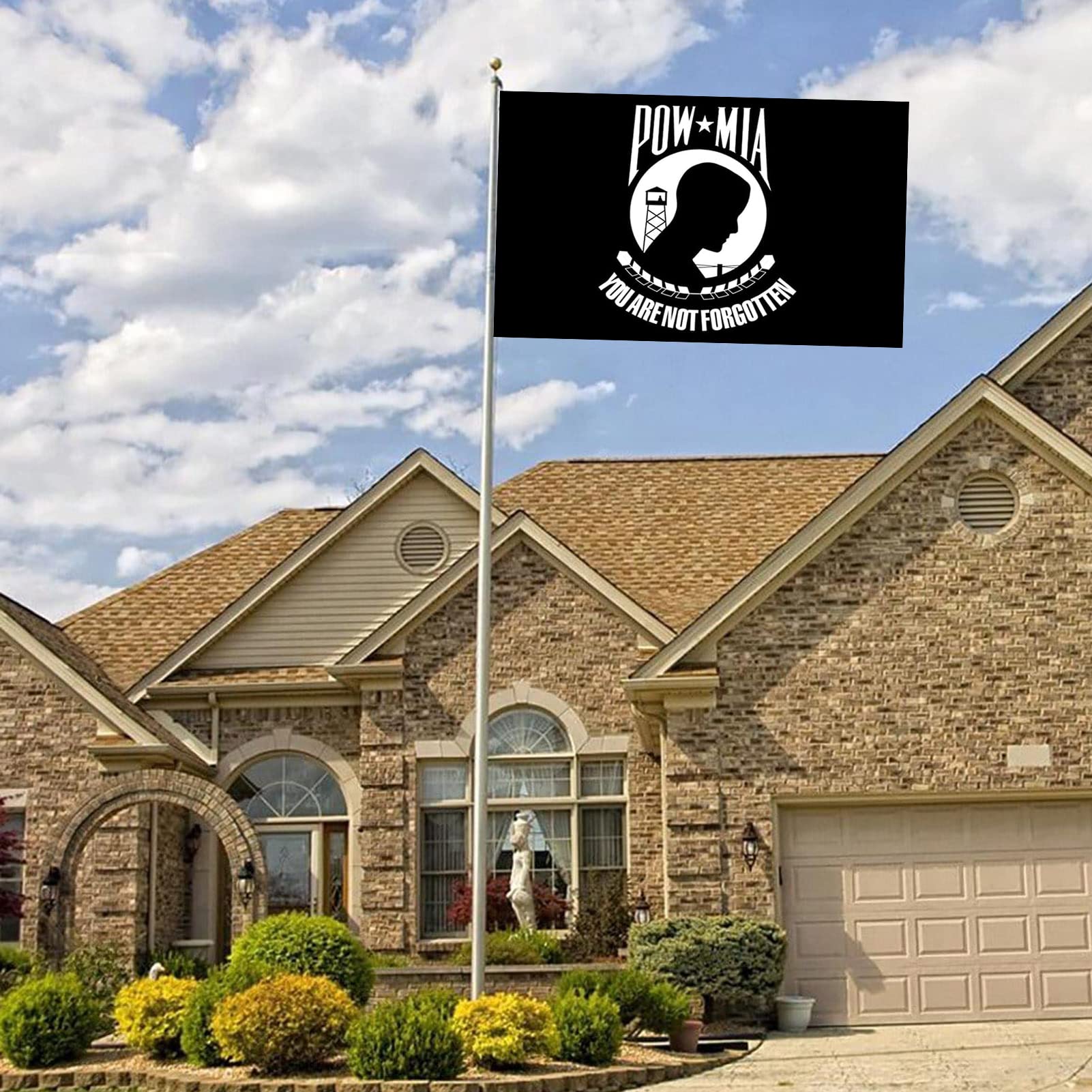 Sirrail Mia Pow Flag double-sided design maintains legibility from each side.