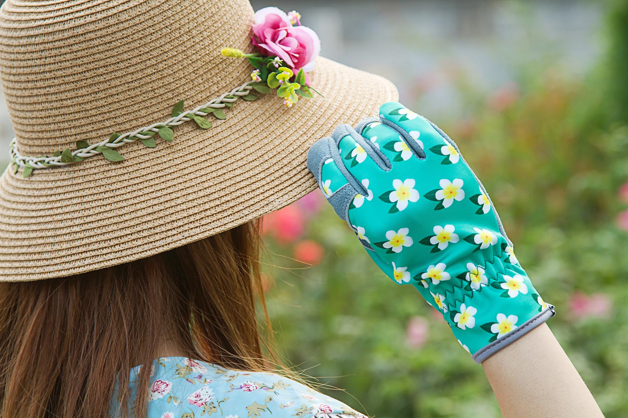 SKYDEER pre-curved fingers enable delicate tasks like seed planting