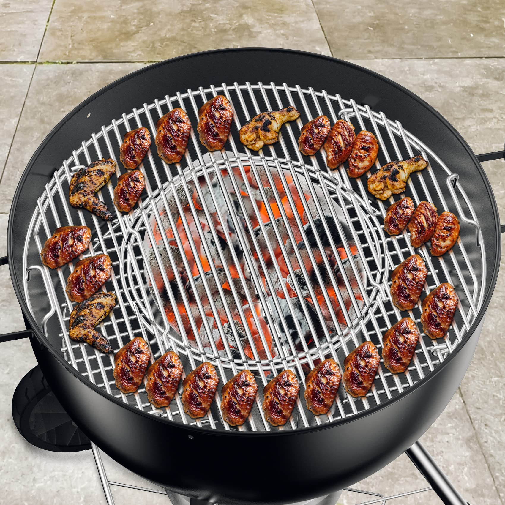 Skyflame center arrangement delivers high heat for searing with direct heat.