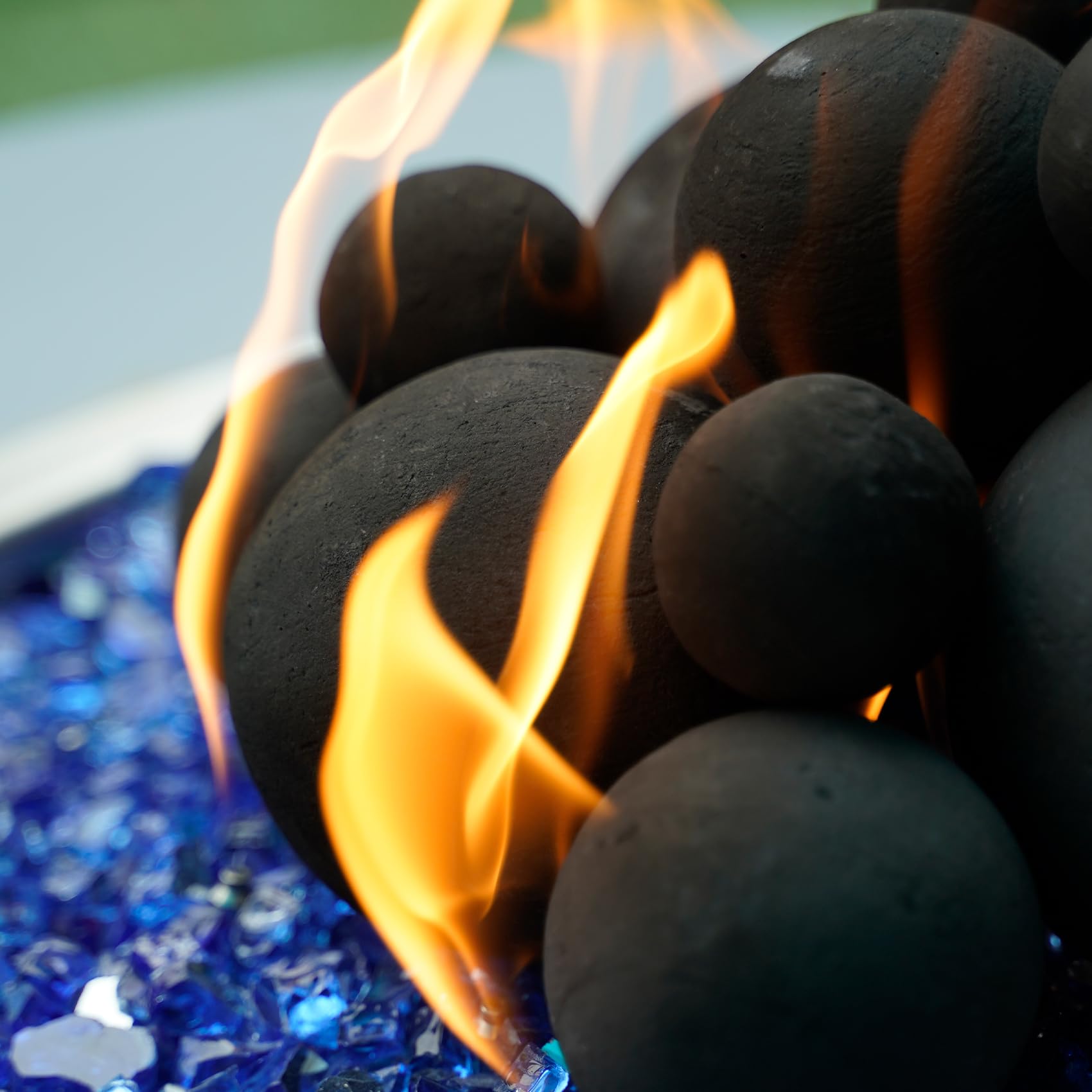 Skyflame ceramic fireball 2-inch black ideal for micro-fire features