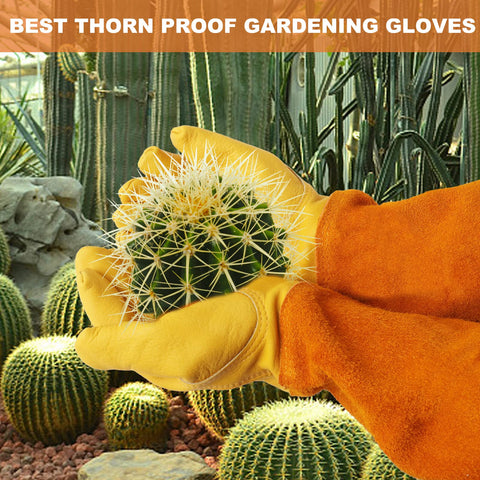 Full-grain cowhide leather palm for durability and comfort during outdoor tasks