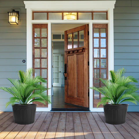 SLMKHHU large garden container for versatile planting arrangements.