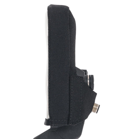 Sly Lynx TPU film cover remains elastic in all temperatures for reliable protection.