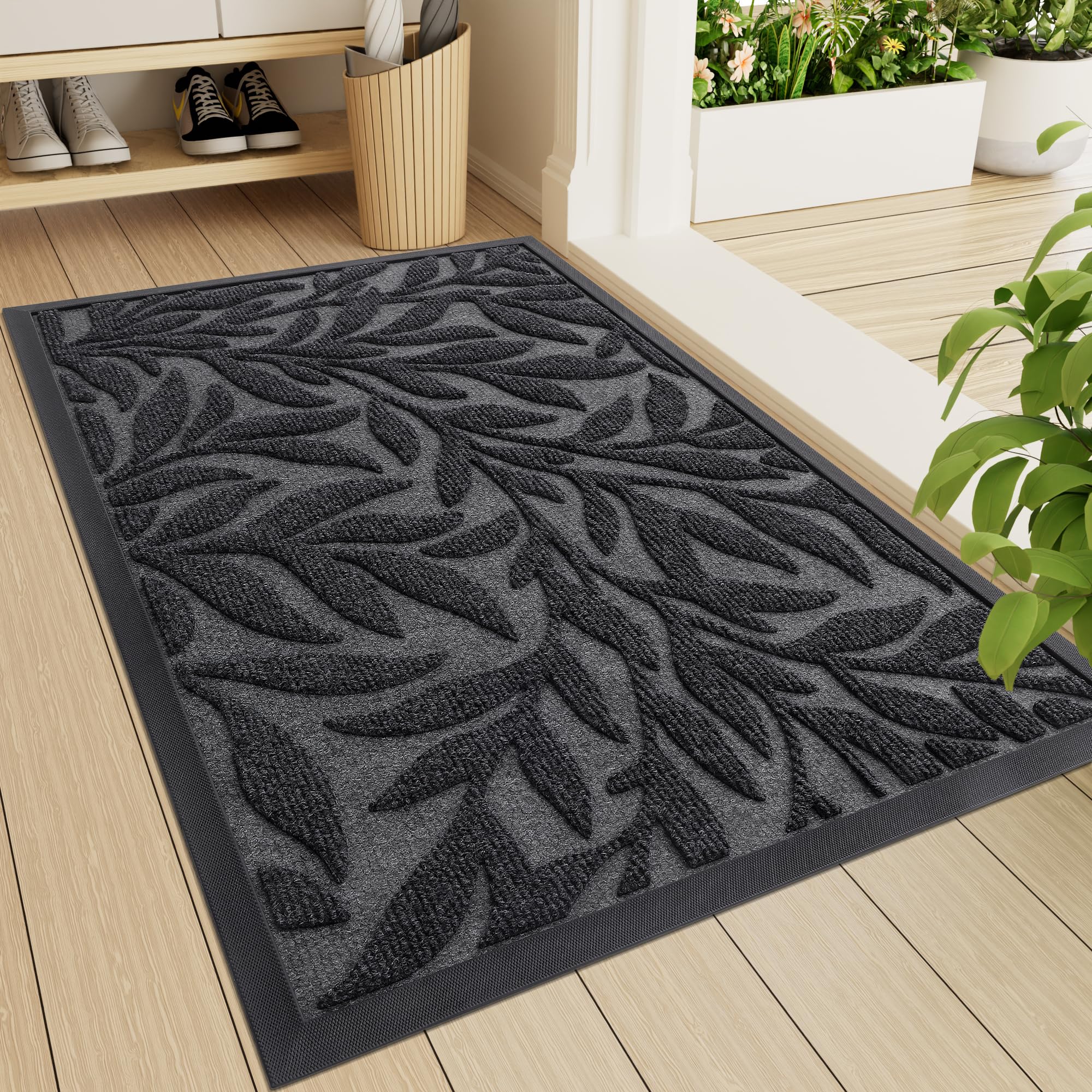 Smiry front door mat showing dirt-trap grooves for a cleaner entryway