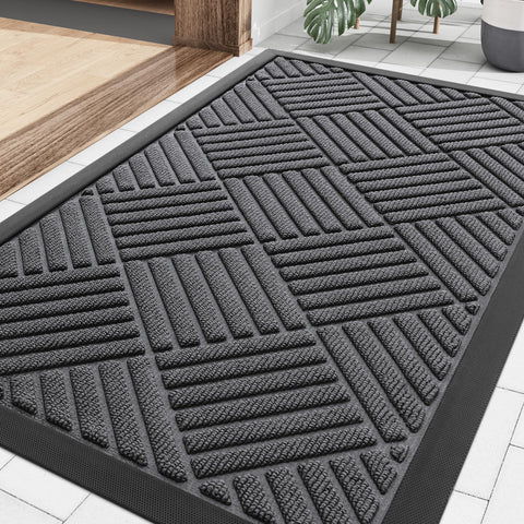 Smiry front door mat outdoors traps dirt and moisture at the entrance.