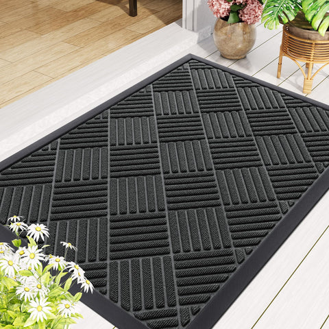Smiry front porch mat blends practical protection with a simple, durable design.