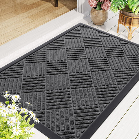 Smiry natural rubber doormat is durable and weather resistant.