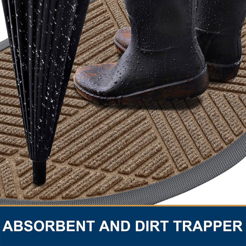 Smiry non-slip bottom keeps mat secure on wet floors.