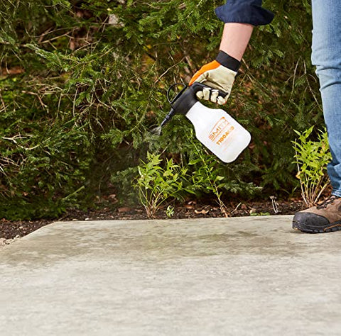 Smith Performance Sprayers TT Mister 48oz ergonomic grip enables steady spraying.
