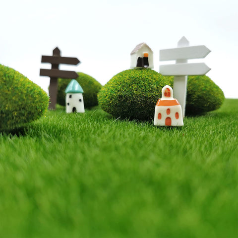 Snail Garden versatile 6x6 inch lawn for balconies and living rooms.