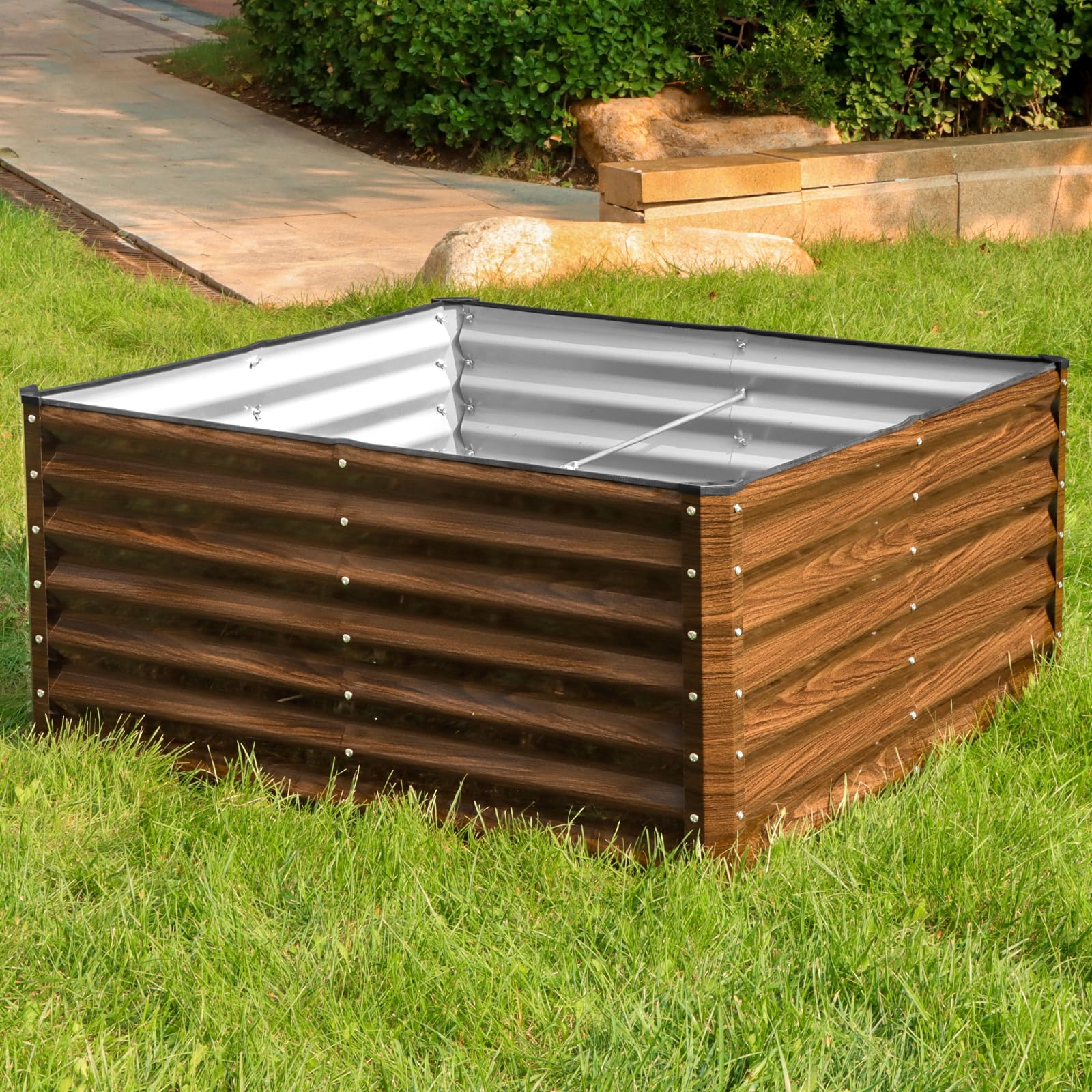 SnugNiture easy-assembly kit includes everything needed to start planting
