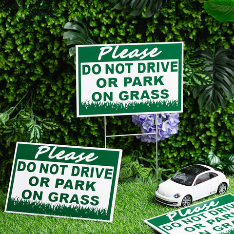 Soaoo four-pack yard signs suitable for lawns, driveways, and gardens.