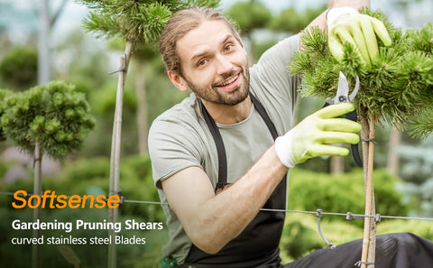 SoftSense bypass blade pruner ideal for flowers, bonsai, and light fruit pruning