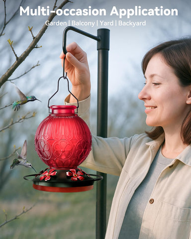 Solawngarden transparent bottle helps monitor nectar and plan refills.