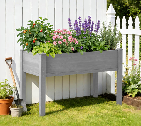 SoliWood liner included keeps soil contained and tidy