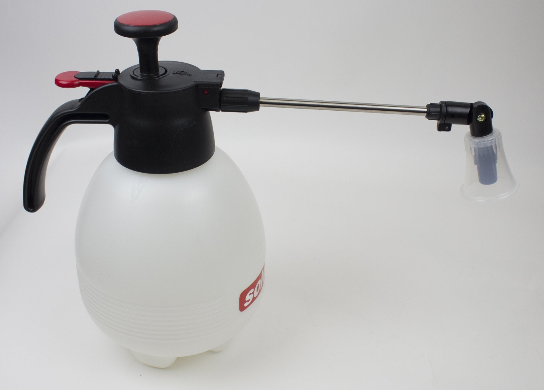 Solo 419 pressure relief valve prevents over-pressurization.