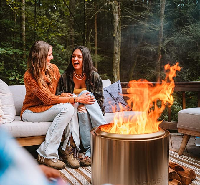 Solo Stove Bonfire backyard-friendly design for 4-6 people gatherings